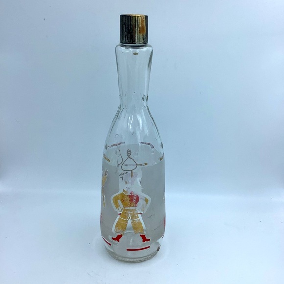 Vintage Arrow Vodka Bottle With Russian Dancers - Picture 3 of 9